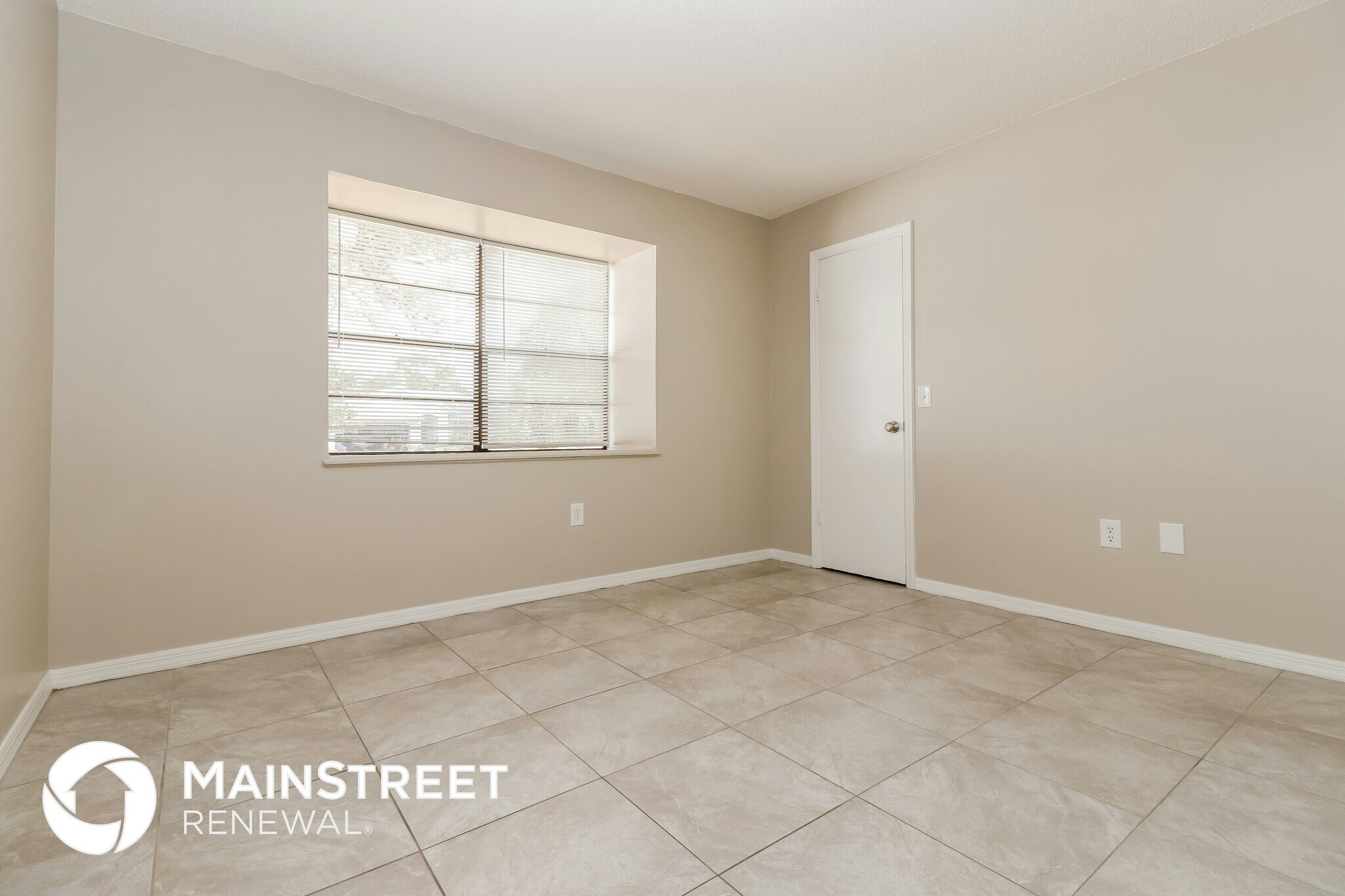 Building Photo - 2133 Lema Dr