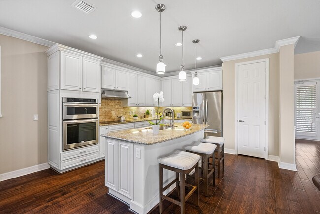 Building Photo - 2815 Sunbury Dr