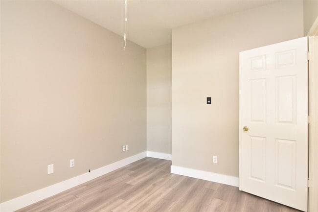 Building Photo - 21611 Oakbridge Park Ln