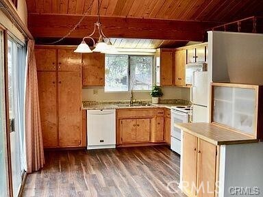 Building Photo - 31587 Circle View Dr