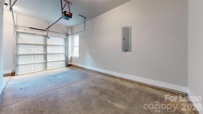 Building Photo - 4122 Salient St