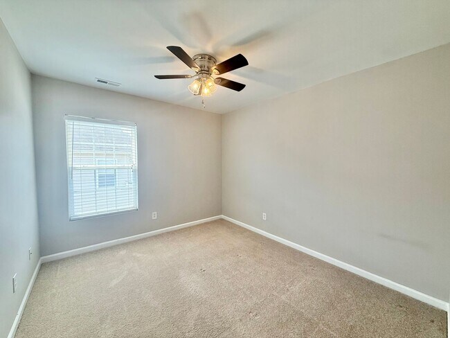 Building Photo - 6016 Namozine Ct