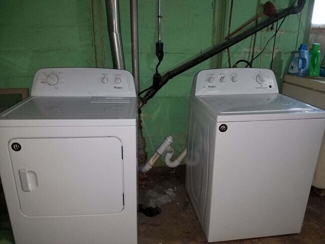 Building Photo - Across Street from NDSU!