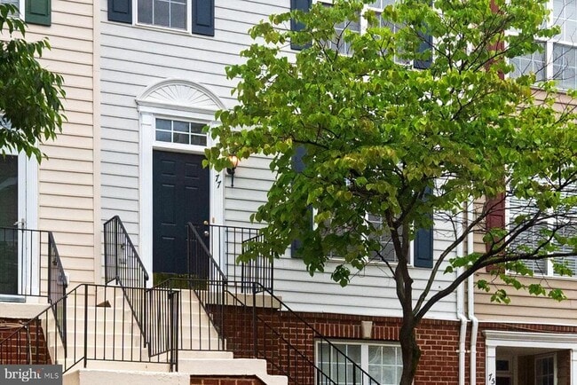 Building Photo - 77 Harbour Heights Dr