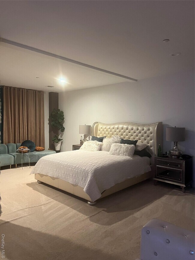 Building Photo - 1807 Townhome Way