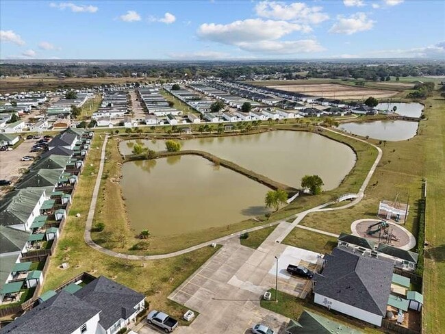 Building Photo - 5082 Akumal Calle