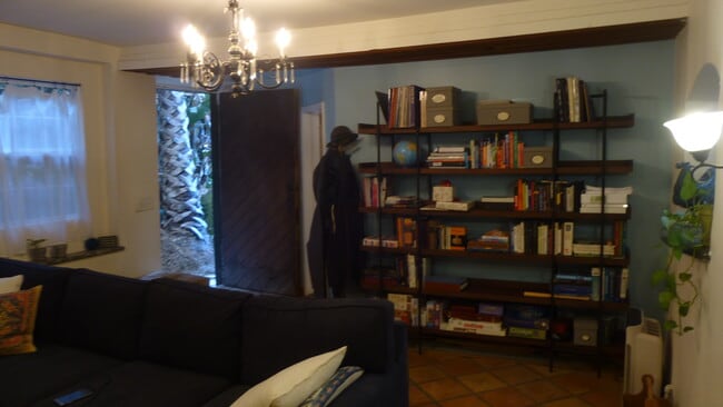 living room - 2047 Ivar Ave