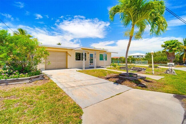 Building Photo - 30361 Hardin Rd