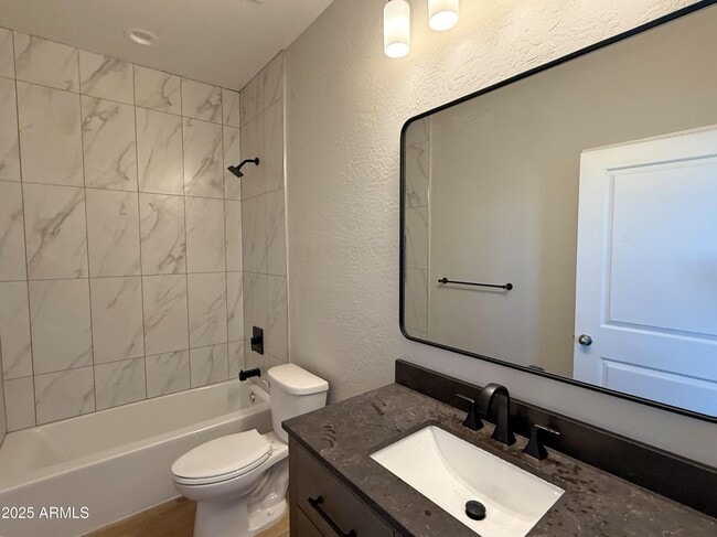 Building Photo - 2720 E Omega Dr