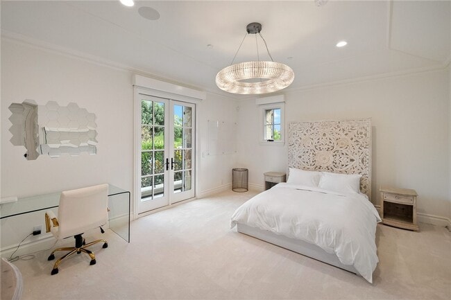 Building Photo - 9 Pelican Crest Dr