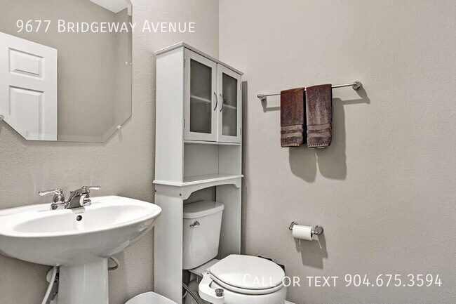 Building Photo - 9677 Bridgeway Ave