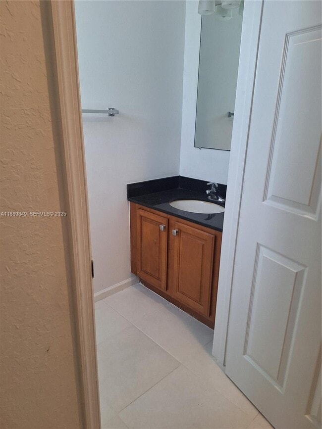 Building Photo - 6621 Winfield Blvd