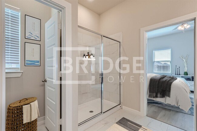 Building Photo - LIVINGSTON PLAN