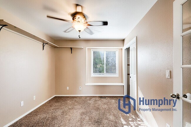 Building Photo - Charming home minutes from Settler's Park