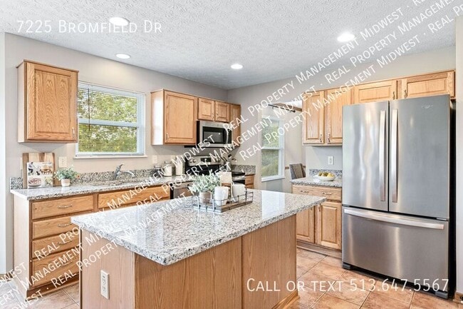 Building Photo - 7225 Bromfield Dr