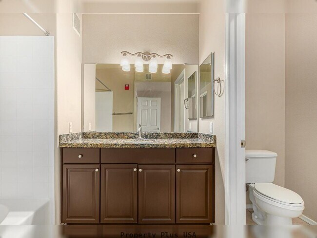 Building Photo - "Unique 3-Bed, 2-Bath Condo with 2 car attached garage located in Prime Scottsdale Location!"