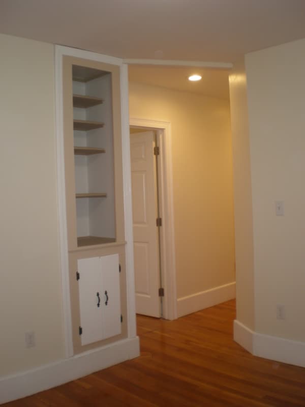 Building Photo - 351 Essex St