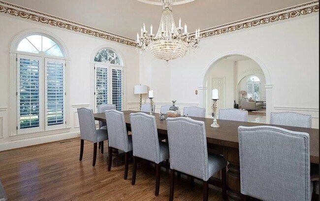 Building Photo - Potomac Splendor