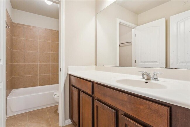Building Photo - 1013 Fred Couples Ct