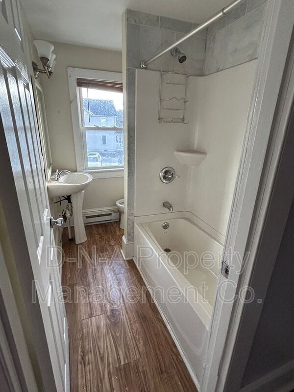 Building Photo - 534 N Courtland St