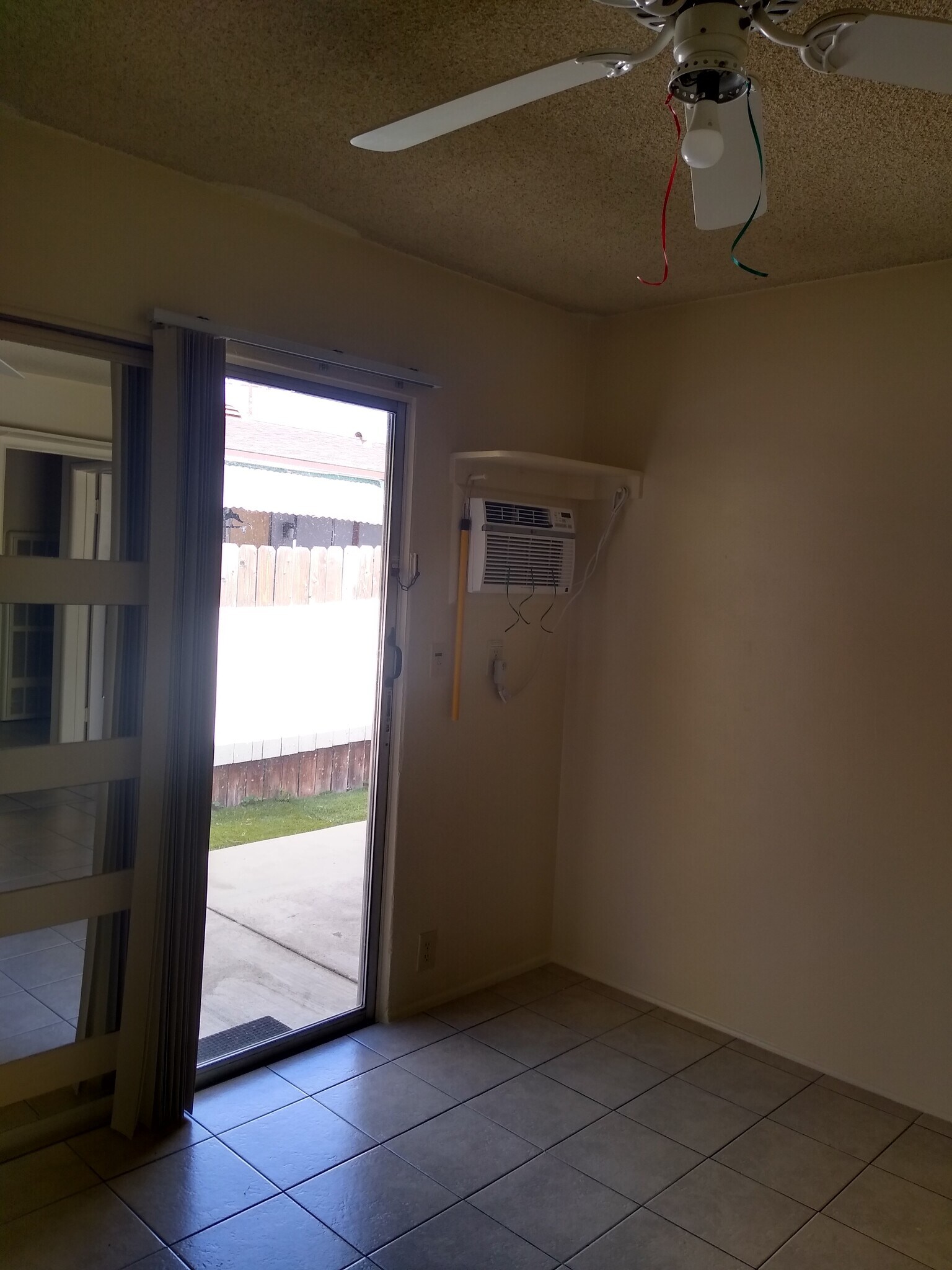 br #1 - has slider door to large inviting patio - 1843 E Palmyra Ave