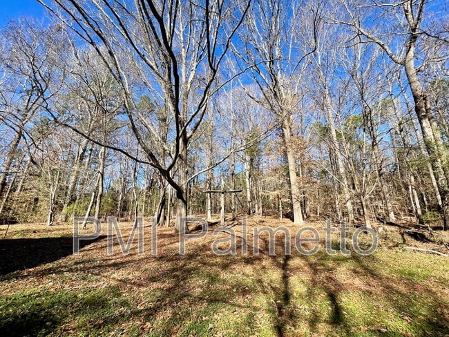 Building Photo - 136 Lacaya Rd