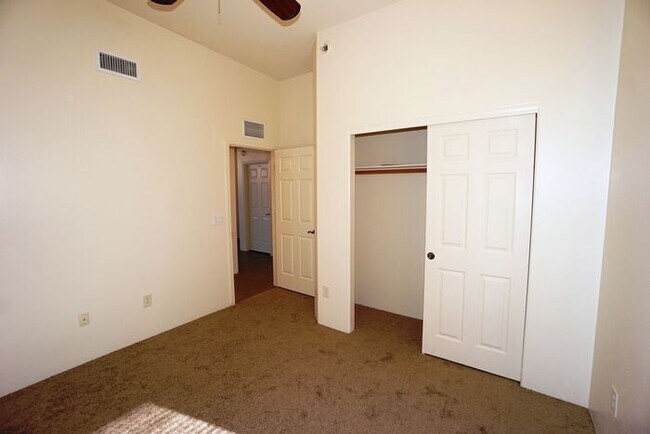 Building Photo - Pending/ Rented - Spacious 3BR East Tucson Home | 1,889 SQFT & 2-Car Garage