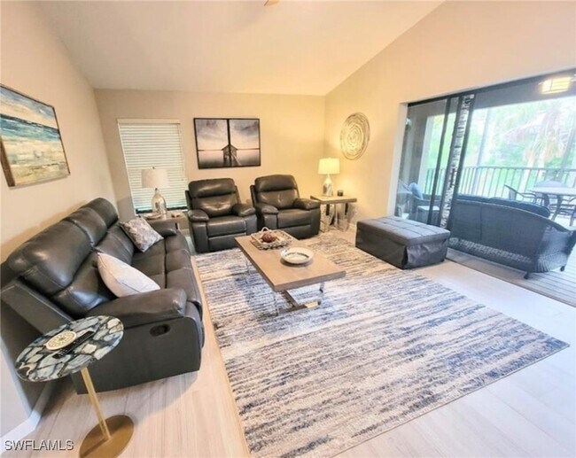 Building Photo - 17611 Marco Island Ln