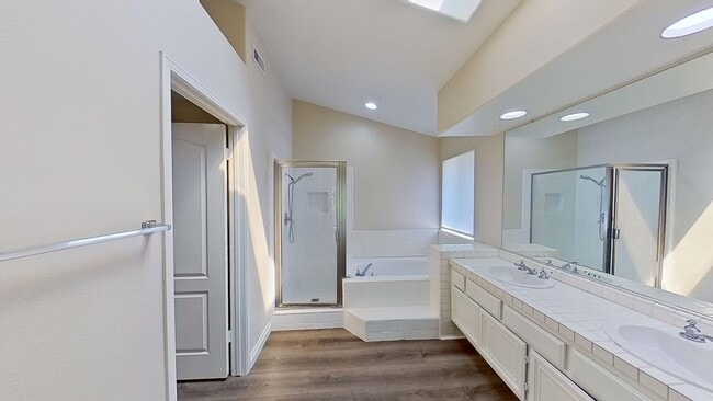 Building Photo - 28542 Cedar Ridge Rd