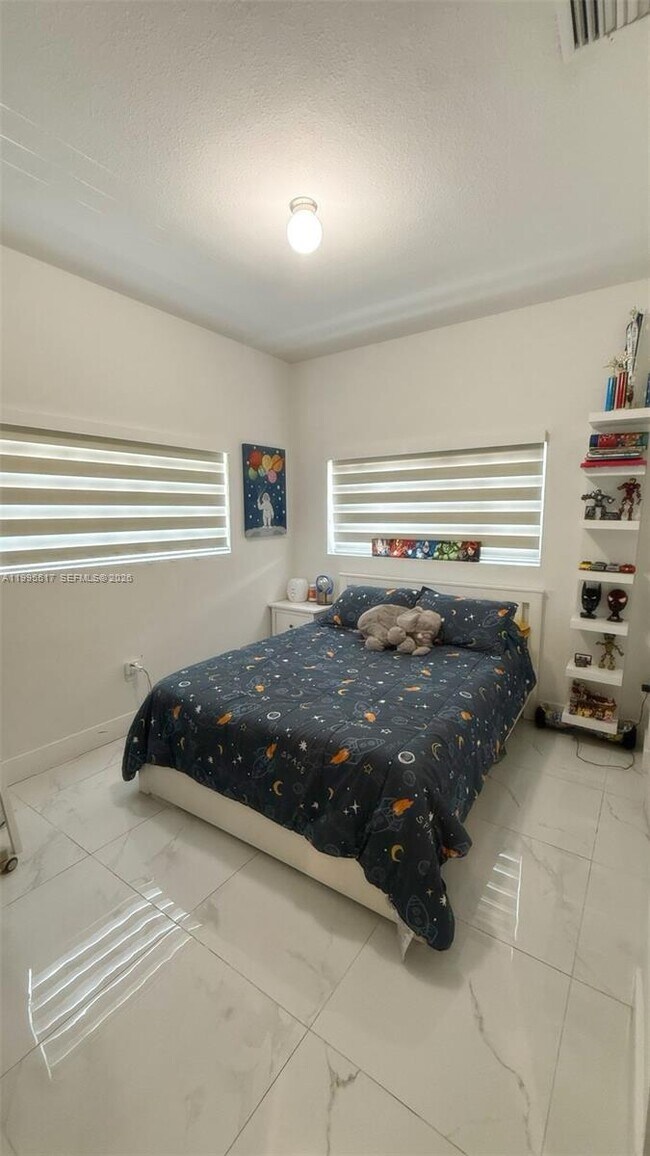 Building Photo - 20018 SW 122nd Ave