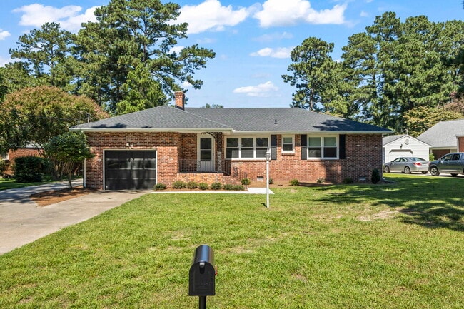 Primary Photo - 1155 Melvin Dr