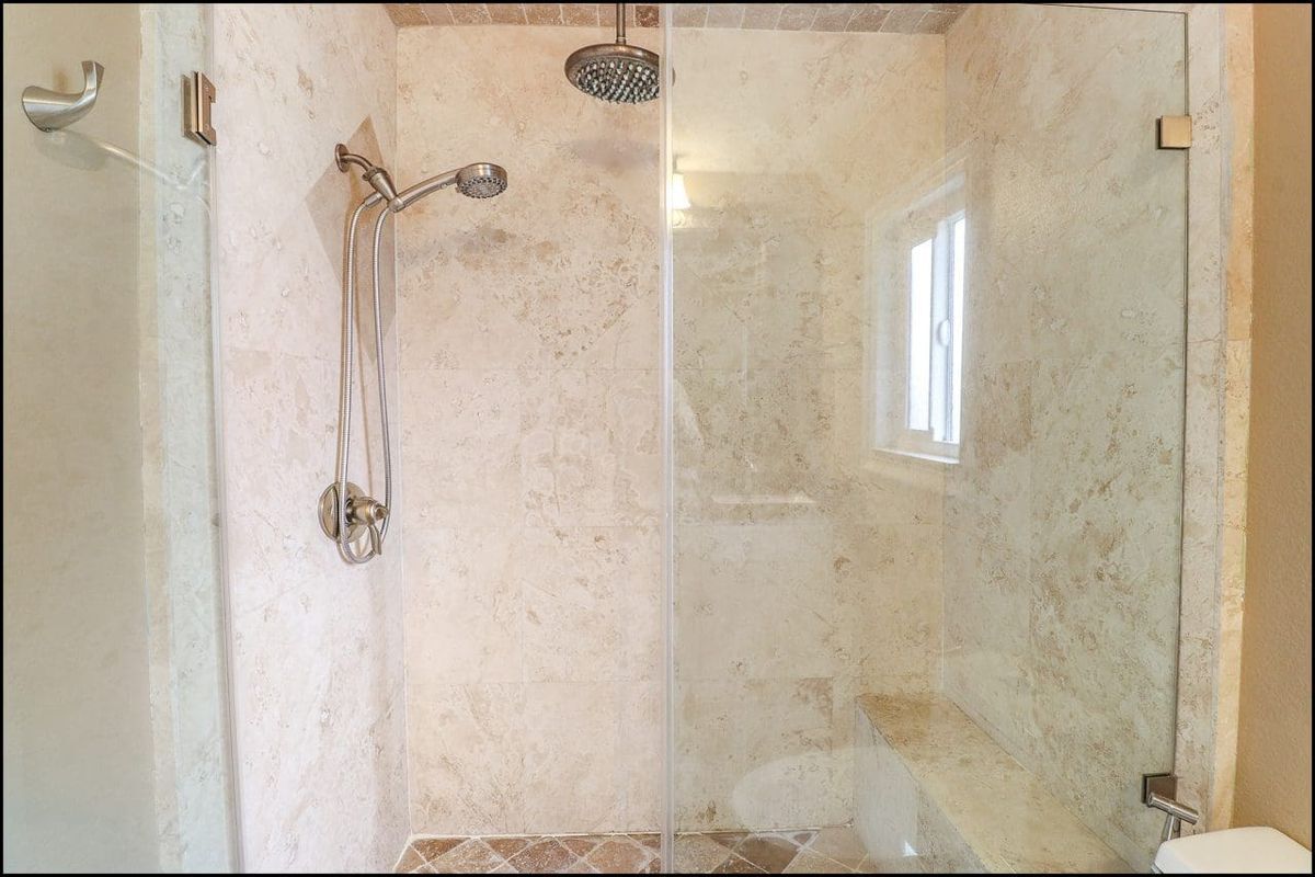 Building Photo - 15 Northwinds