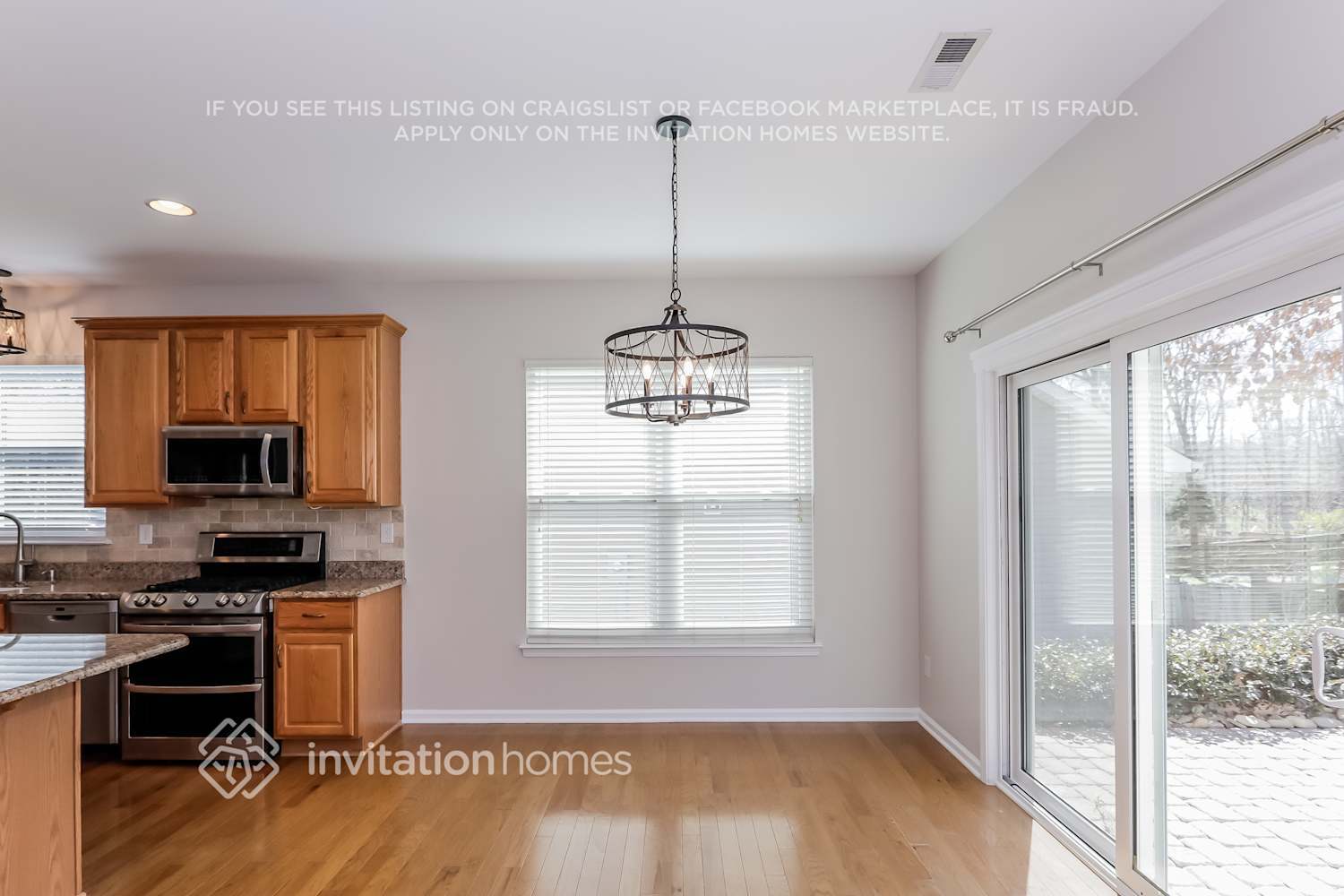 Building Photo - 3814 Planters Watch Dr