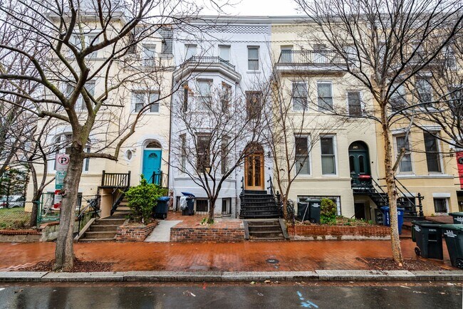 Primary Photo - 2147 N St NW