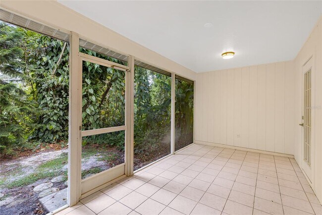 Building Photo - 2202 Cork Oak St W