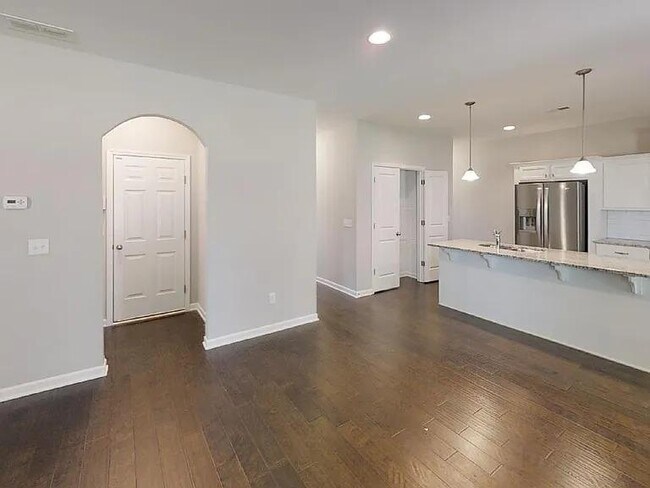 Building Photo - 2623 Dunkirk Cir