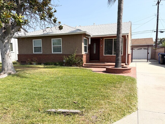 Building Photo - Fully Furnished 3BR Home with Private Patio & Backyard – Perfect Covina Getaway