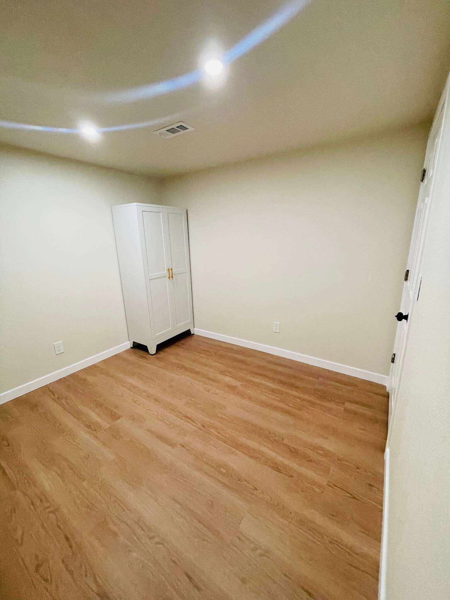 Building Photo - 6520 Depew Ct