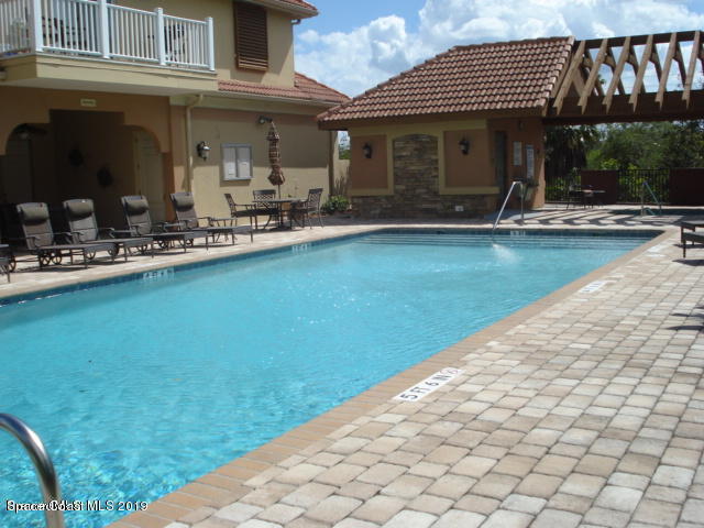 Building Photo - 1410 Isabella Dr