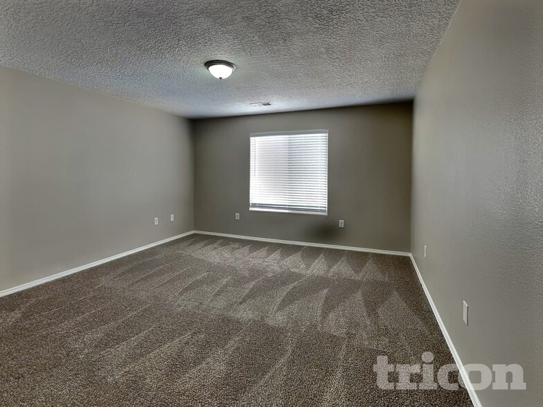 Building Photo - 1295 Carrizo St NW