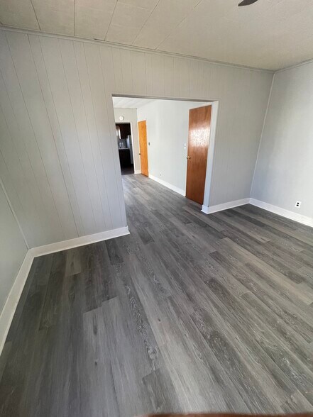 Living room - 9 N 4th St