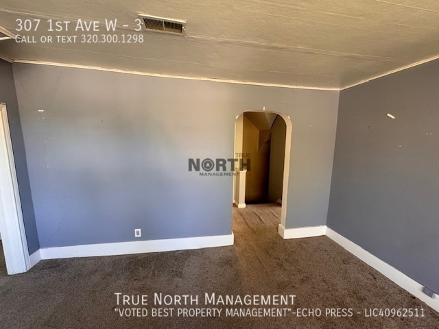 Building Photo - 307 1st Ave W