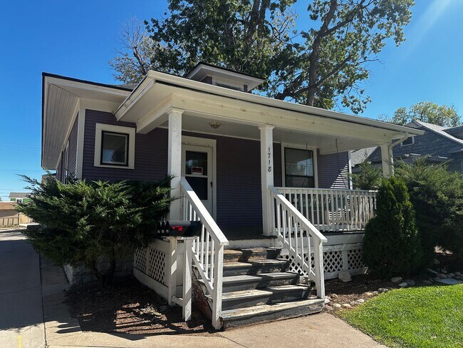 Building Photo - Beautiful 5 Bedroom, 2 Bath in Prime Location Near Campus