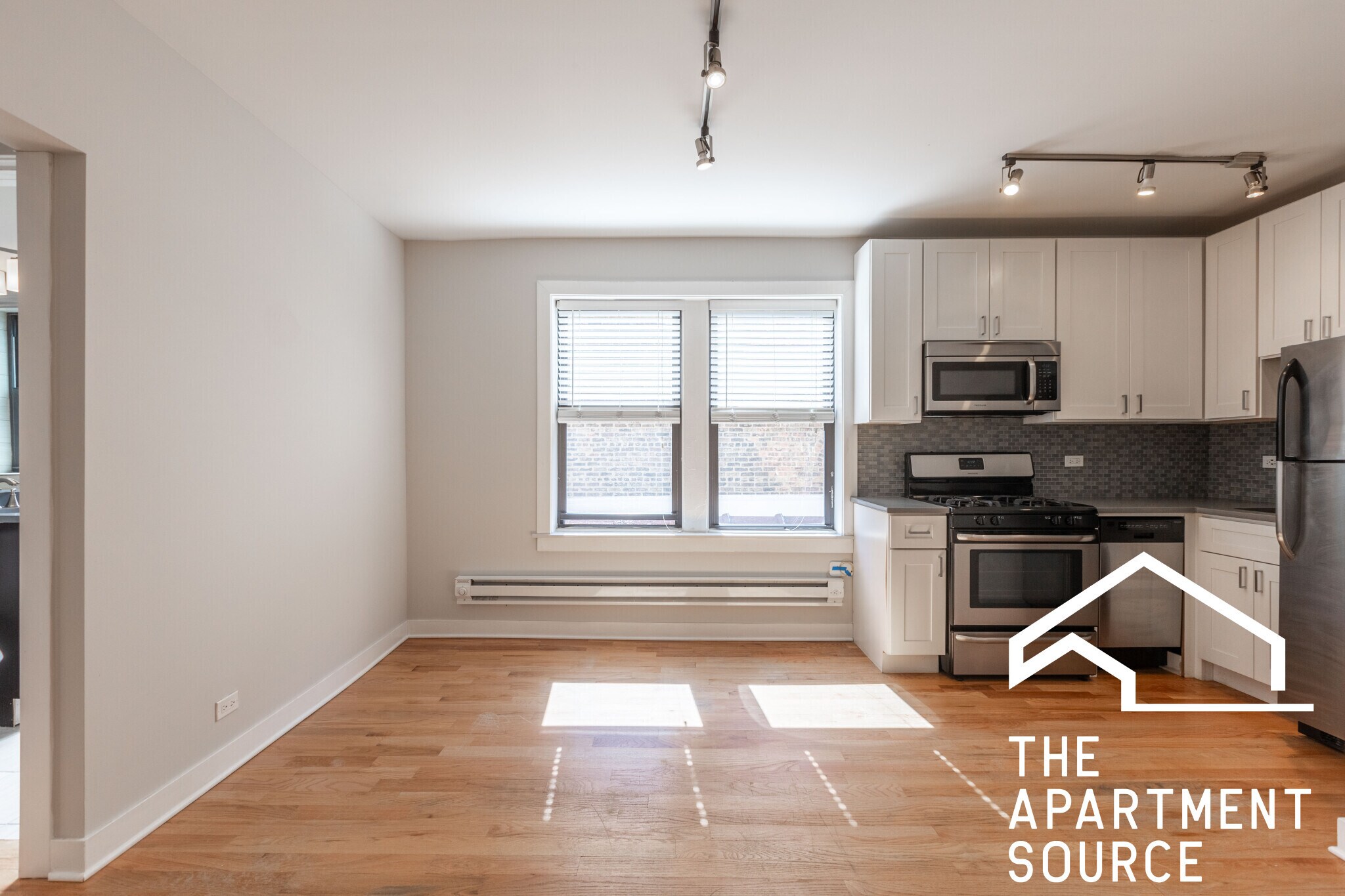 Building Photo - 2408 N Kedzie Blvd