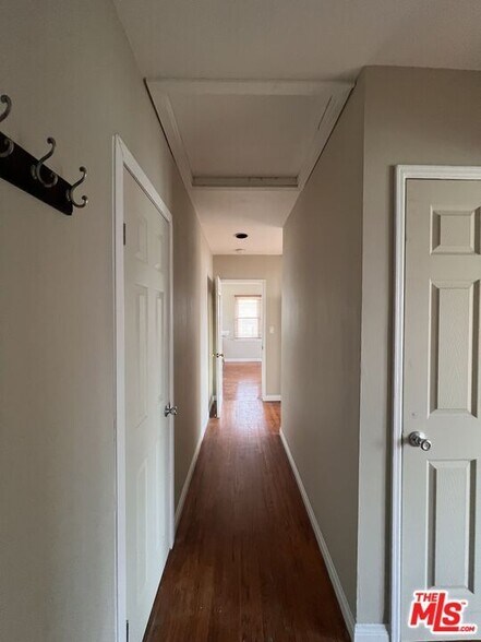 Building Photo - 5037 W 126th St