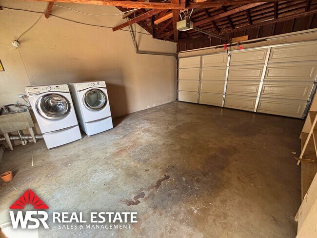Building Photo - Charming 3-Bed Home in the Heart of Rivers...