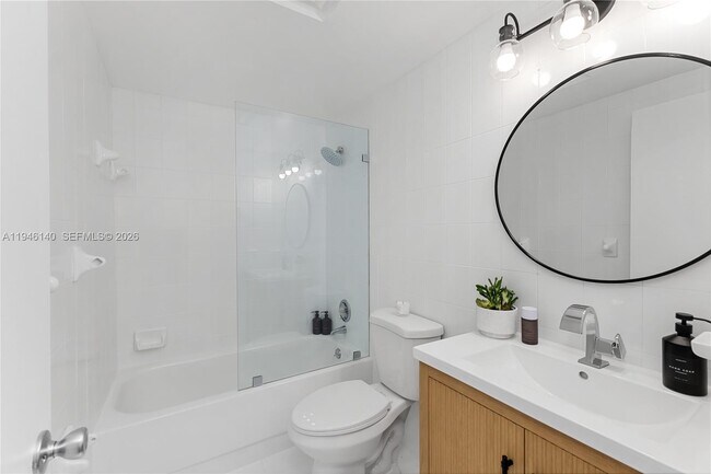 Building Photo - 770 NE 69th St