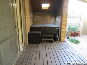 Building Photo - 3678 Hidden Dr