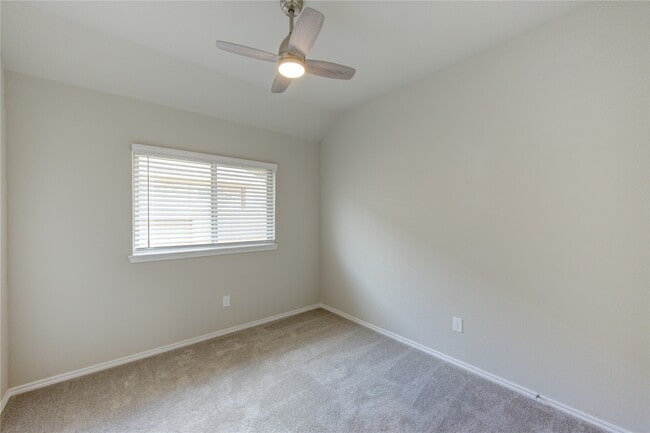 Building Photo - 203 Bright Vly Wy