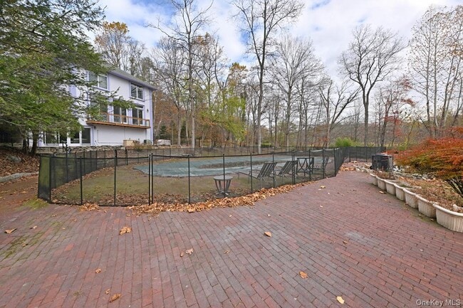 Building Photo - 27 Sky Meadow Rd